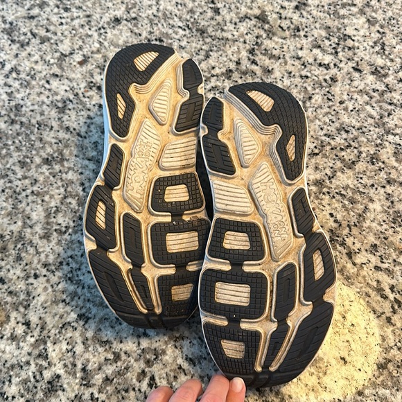 Hoka Bondi 6 women’s size 8 - Picture 5 of 7